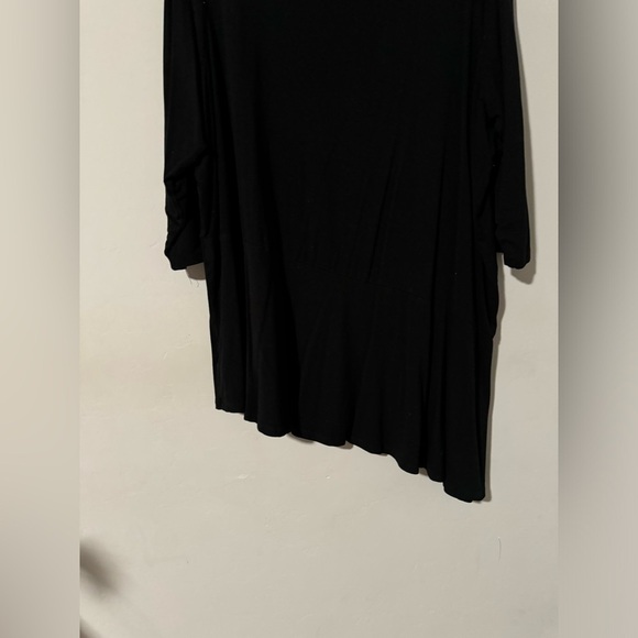 Jessica London - Asymmetrical Tunic Top - Picture 6 of 7